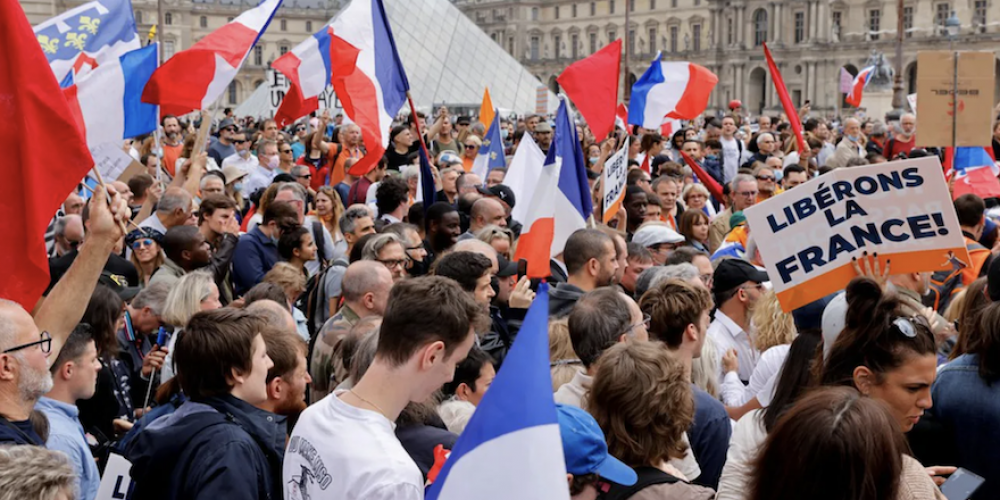 Dérive liberticide : des avocats montent au front