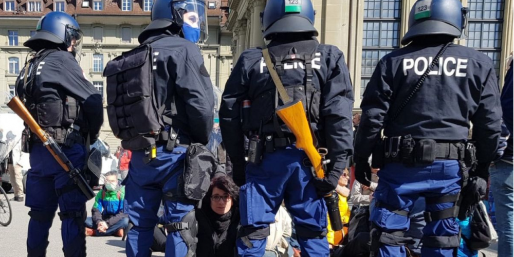 « Covid : l&rsquo;alternative est claire, nous aurons soit la justice et la raison soit la violence »